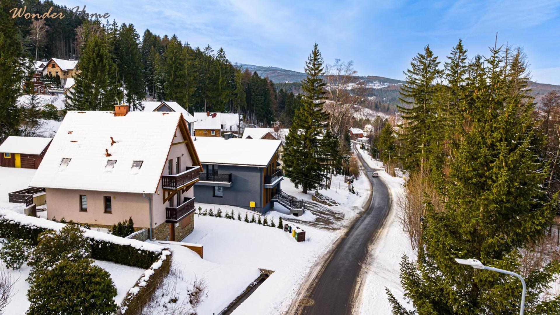 Wonder Home - Villa Vika Z Ogrodem, Z Miejscem Na Grilla I Ognisko คาร์ปัตซ์ ภายนอก รูปภาพ