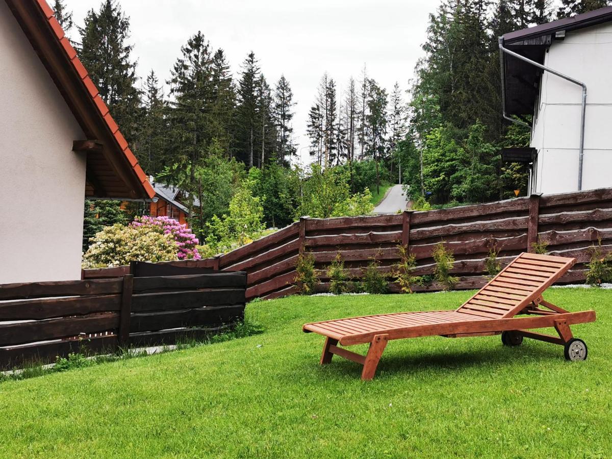 Wonder Home - Villa Vika Z Ogrodem, Z Miejscem Na Grilla I Ognisko คาร์ปัตซ์ ภายนอก รูปภาพ